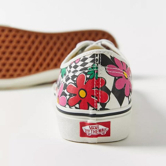 NEW Vans Authentic Checkerboard Flower Floral Printed Marshmallow Sneakers 6.5 - Picture 4 of 8